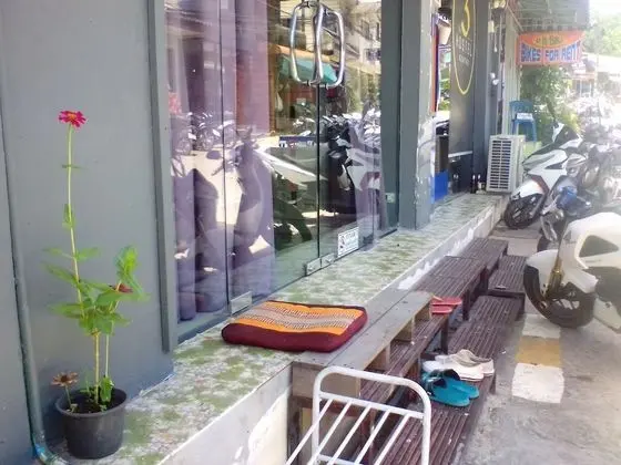 Numberthree Hostel - Adults Only - Dış Mekan
