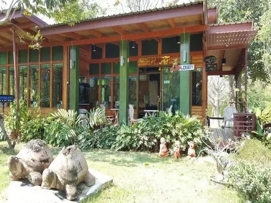 Nung Ni Bangkonthi - Lobi