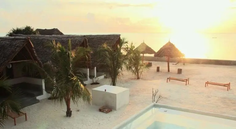 Nur Beach Hotel Jambian Zanzibar - Plaj