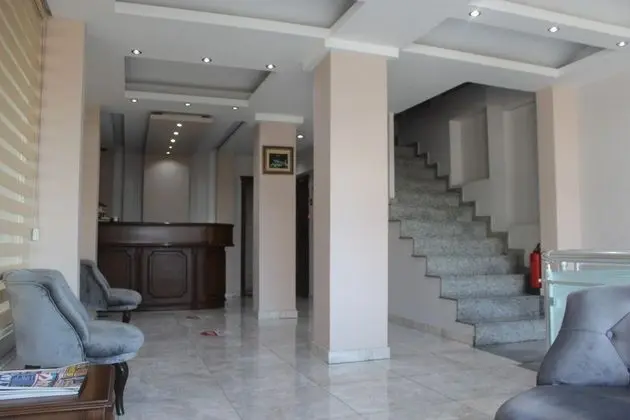 Nur Hotel - Lobi
