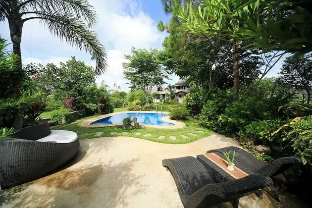 Nurture Wellness Village - Havuz