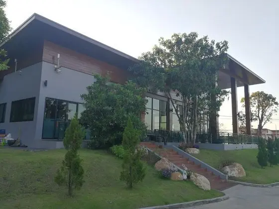 Nutchana Hill Boutique Hotel