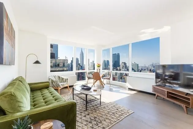 Ny Finest Luxury Apartment