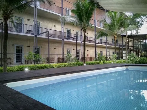 NY TH Hotel - Havuz