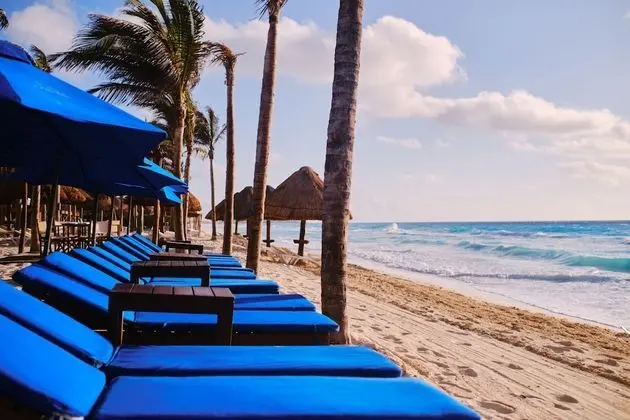 Hotel NYX Cancun - Near La Isla Shopping Mall - Plaj