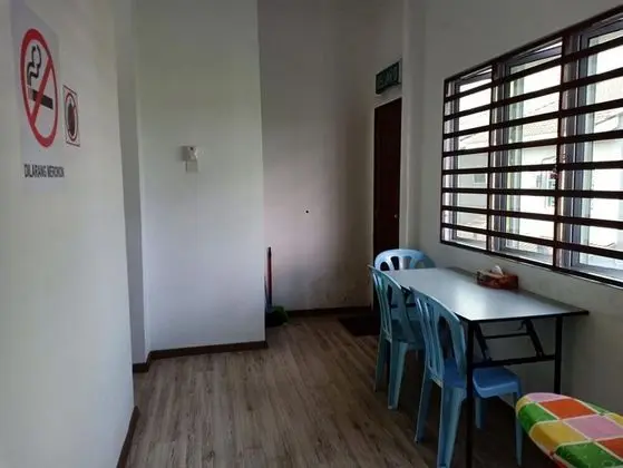 NZED GuestRoom, Lumut - Yerinde Yemek
