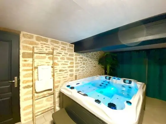 Ô Clair de Lune - Espace bien être avec Spa - Piscine chauffée - Spa