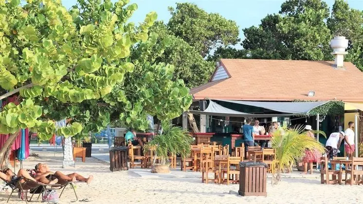 O Condominium Beachfront Residences - Plaj