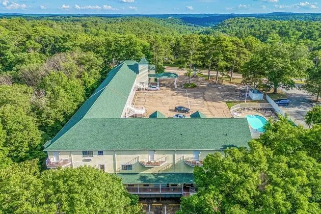 Hotel O Eureka Springs - Christ Of Ozark Area - Dış Mekan