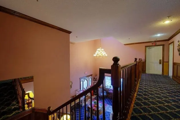 Hotel O Eureka Springs - Christ Of Ozark Area - Lobi