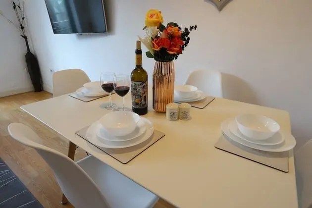 O2 Mailbox Central Premier Apartment - Oda Düzeni