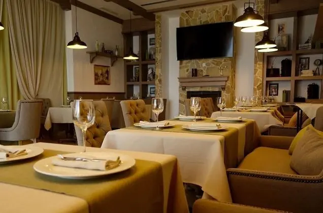 Oak Leaf Residences - Yerinde Yemek