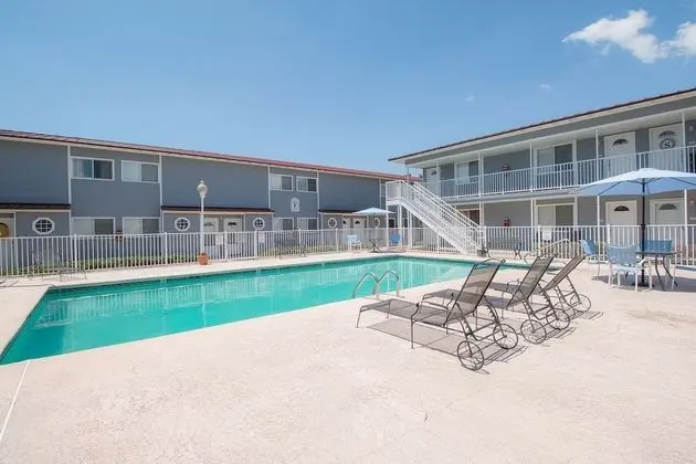 Oak Shores 102