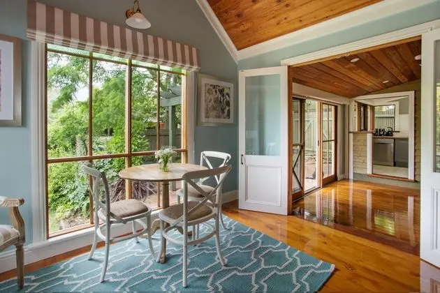 Oak Tree Lodge