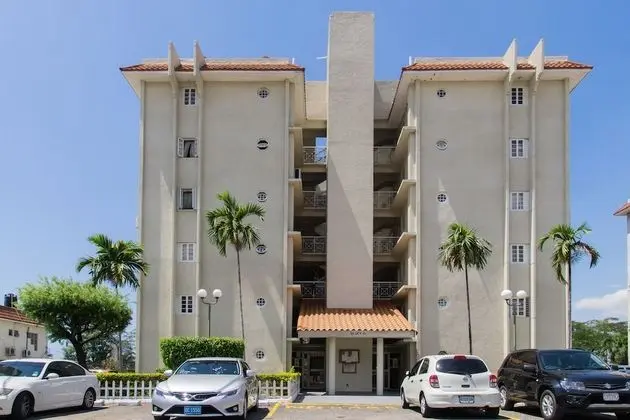 Oakland CE by Pro Homes Jamaica