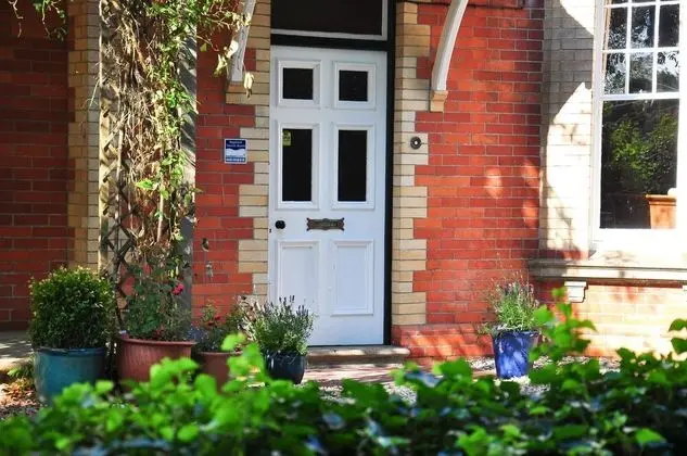 Oaklands Bed & Breakfast - B&B - Dış Mekan