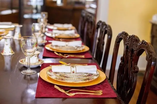 Oaklea Mansion Bed and Breakfast - Oda Düzeni