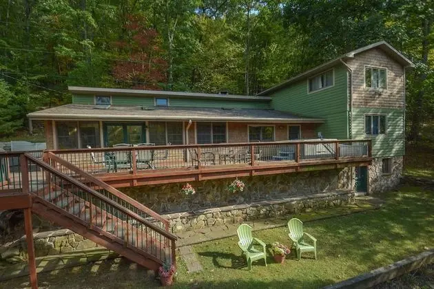 Oakleaf Lodge