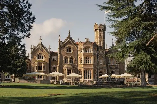 Oakley Court