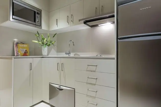 Oaks Gold Coast Hotel - Mutfak