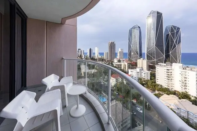 Oaks Gold Coast Hotel - Oda Manzaraları