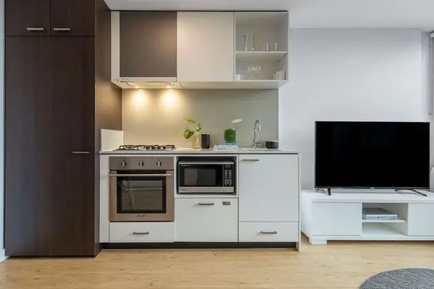 Oaks Melbourne Southbank Suites - Mutfak