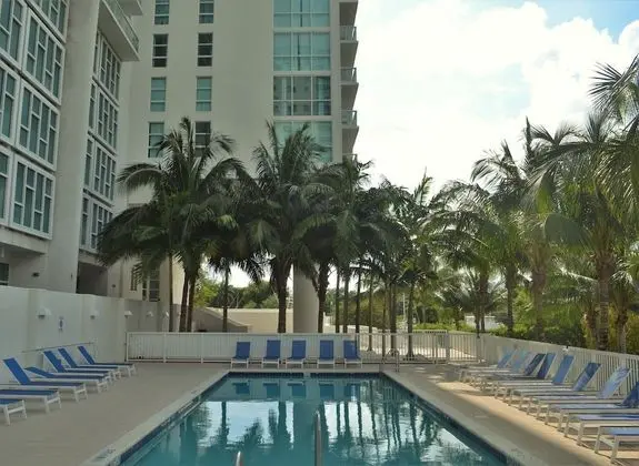 Oaks on the River Boutique Residences - Havuz