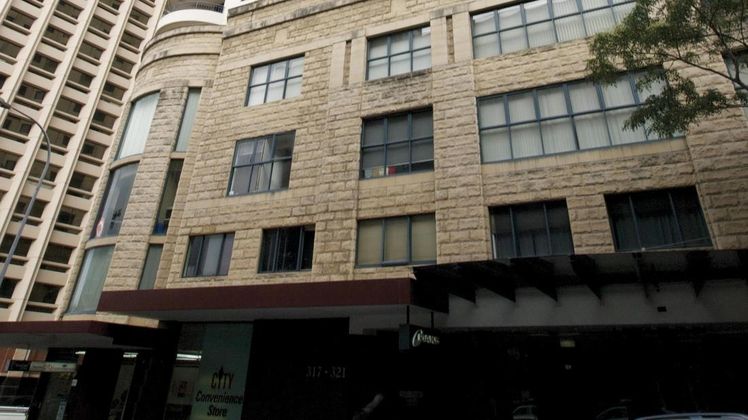 Oaks Sydney Castlereagh Suites