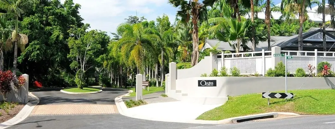 Oasis 4 at Palm Cove - Dış Mekan