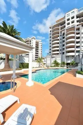 The Oasis Apartments - Spa