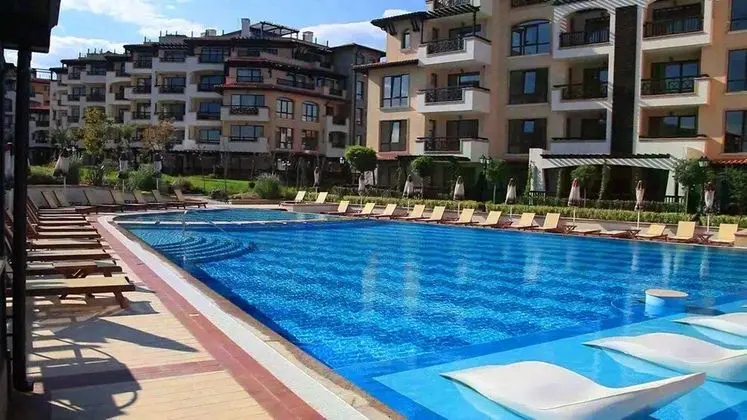 Oasis Beach Club - Havuz