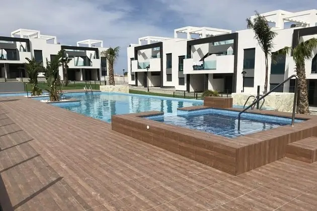 Oasis Beach IX - Amelie - Havuz