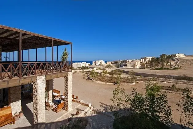 The Oasis Dive Resort - Dış Mekan