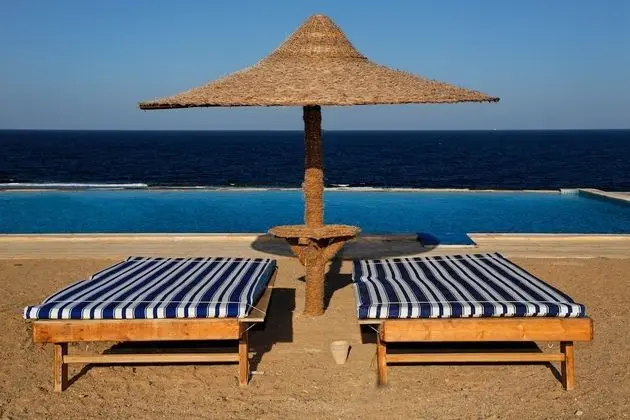 The Oasis Dive Resort - Plaj