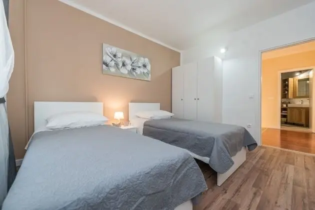 Oasis Village Villa - Heated Pool - H - Oda