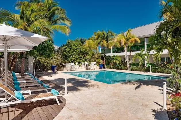 The Oasis at Grace Bay - Havuz