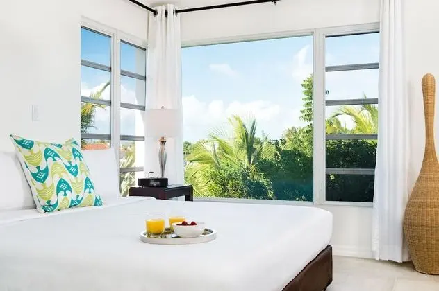 The Oasis at Grace Bay - Oda