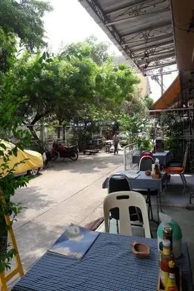 The Oasis Hostel - Adults Only - Yerinde Yemek