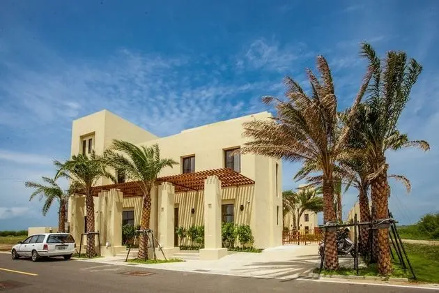 Oasis Hotel