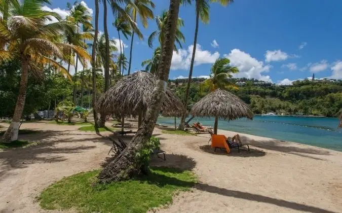 Oasis Marigot Hotel & Villas - Plaj