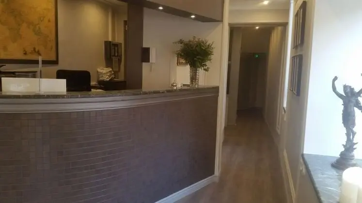Hotel Oasis - Lobi