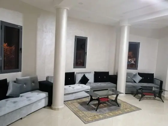 Hotel Oasis Palace - Lobi