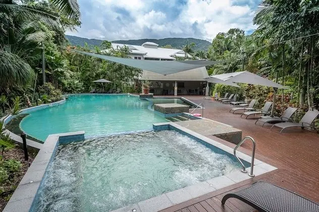 Oasis at Palm Cove - Spa