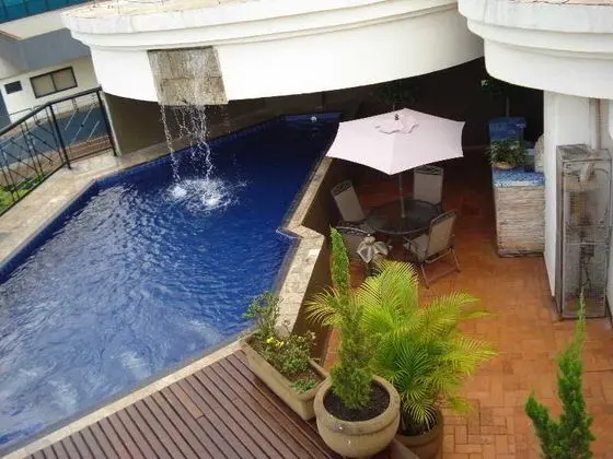 Oasis Plaza Hotel