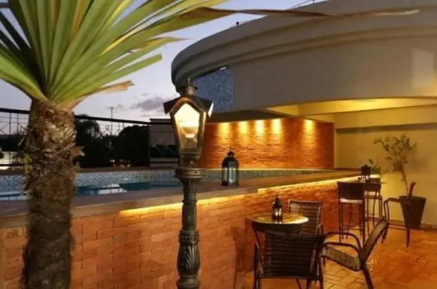 Oasis Plaza - Havuz