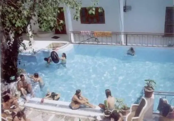 Hotel Oasis