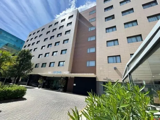 Occidental Castellana Norte - Öne Çıkan Resim