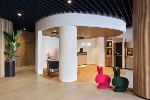 Occidental Santa Cruz Contemporáneo - Lobi