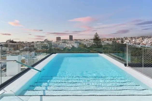 Occidental Santa Cruz Contemporáneo - Öne Çıkan Resim