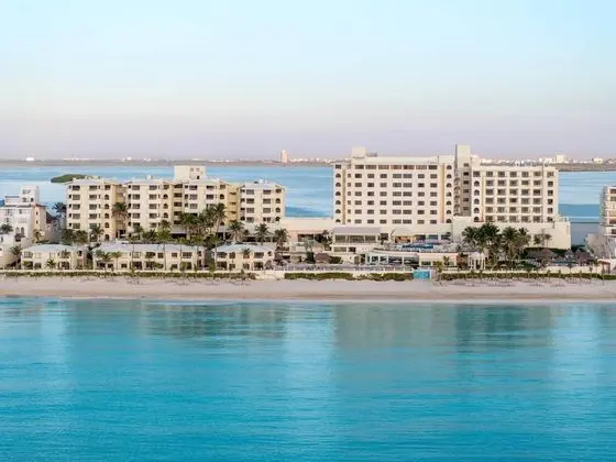 Occidental Tucancun - Öne Çıkan Resim